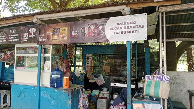 Rujak Cingur Brantas Malang.