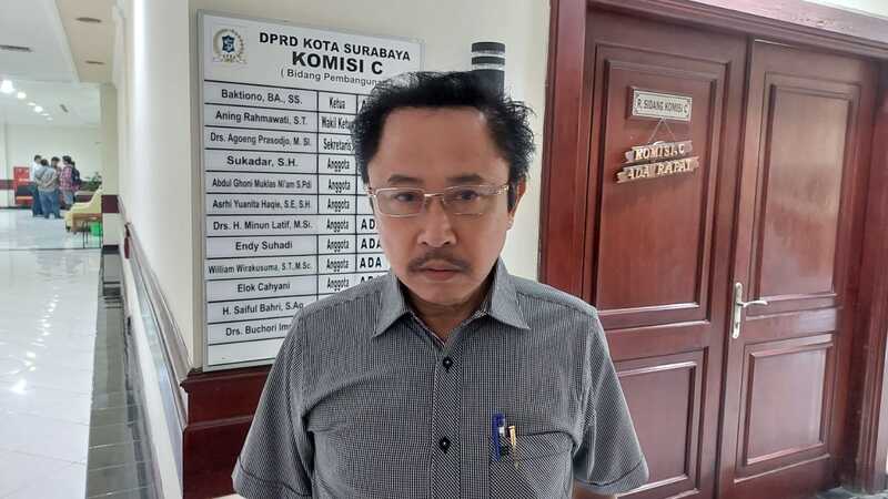 DPRD Surabaya Pasar Keputran.