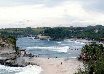 Pantai hidden gem Jatim.