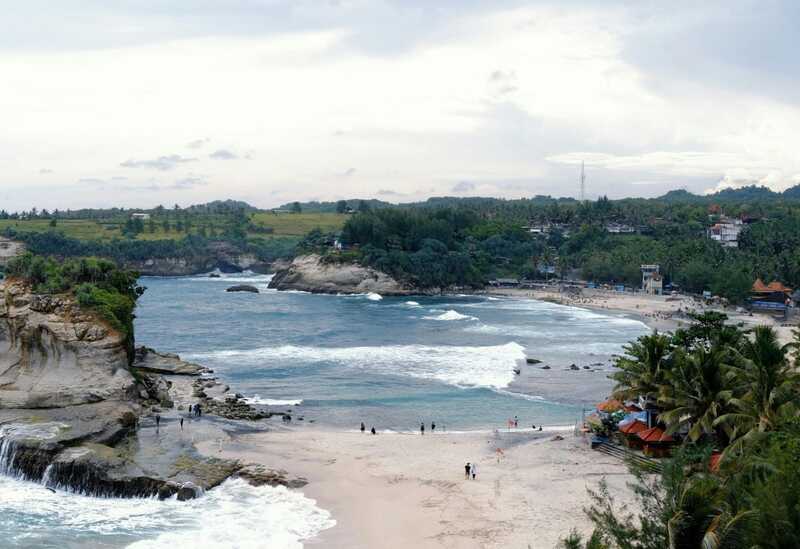 4 Pantai Hidden Gem Jatim Ini Mendadak Viral Jelang Libur Juni 2026 1 Pantai hidden gem Jatim.