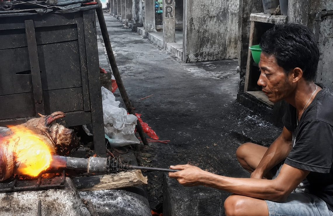 Jasa Jagal Hingga Las Hewan Kurban, Ramai Diburu Saat Iduladha di Bojonegoro 1 Bojonegoro
