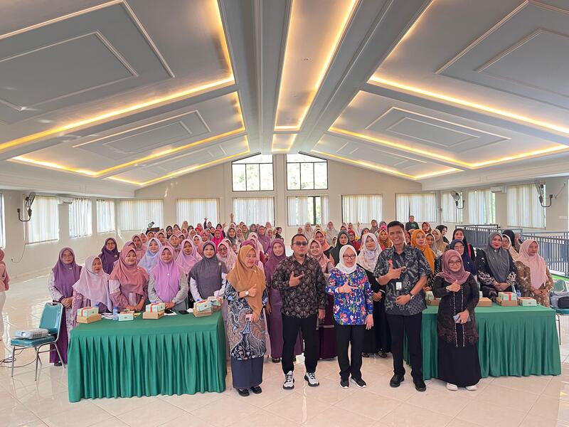 Rencanakan Keuangan Keluarga, Pegadaian Surabaya Edukasi 100 Anggota Muslimat NU Tuban lewat Investasi Emas 3 Sosialisasi Pegadaian Kanwil Surabaya.