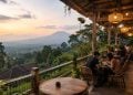 Bukan Cuma di Batu, Deretan Cafe di Kabupaten Malang Ini Punya Pemandangan Bikin Betah Berlama-lama Quality Time 3 Cafe di Kabupaten Malang.
