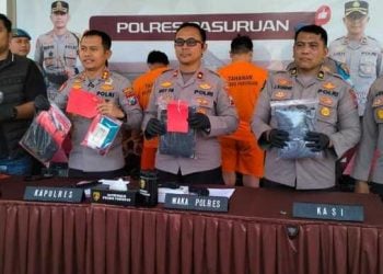 Cekcok Tak Puas Layanan Wanita Penghibur, Pemilik Wisma di Pasuruan Tembak Pengunjungnya usai Bikin Onar 1 Pemilik wisma.