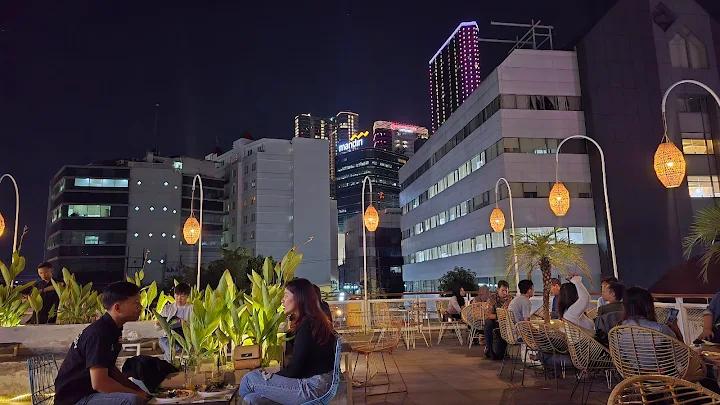 12 Cafe Aesthetic Surabaya View Kota, Harga Mulai Rp15 Ribuan 1 Cafe Aesthetic Surabaya