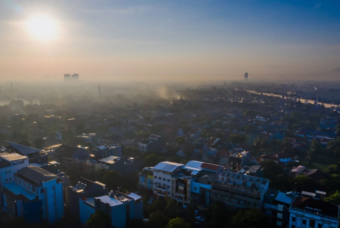 Cuaca Jatim Bikin Kaget, Kota Batu 14°C Saat Surabaya Panas Menyengat 1 Cuaca Jatim