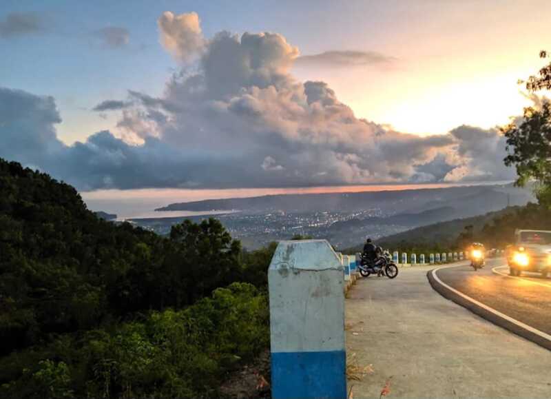 Sunrise Bukit Bintang Pacitan: Lebih Bagus dari Bromo? Buktiin Sendiri 1 Bukit Bintang Pacitan.