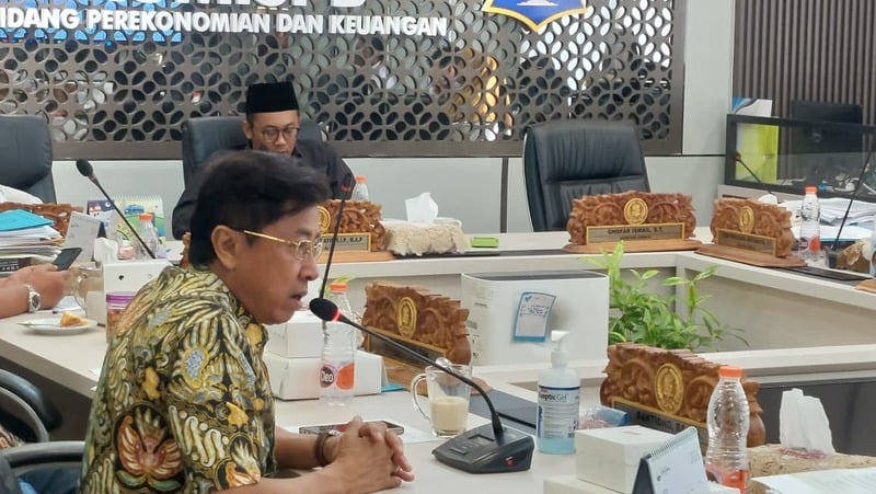 DPRD Surabaya Pertamax.