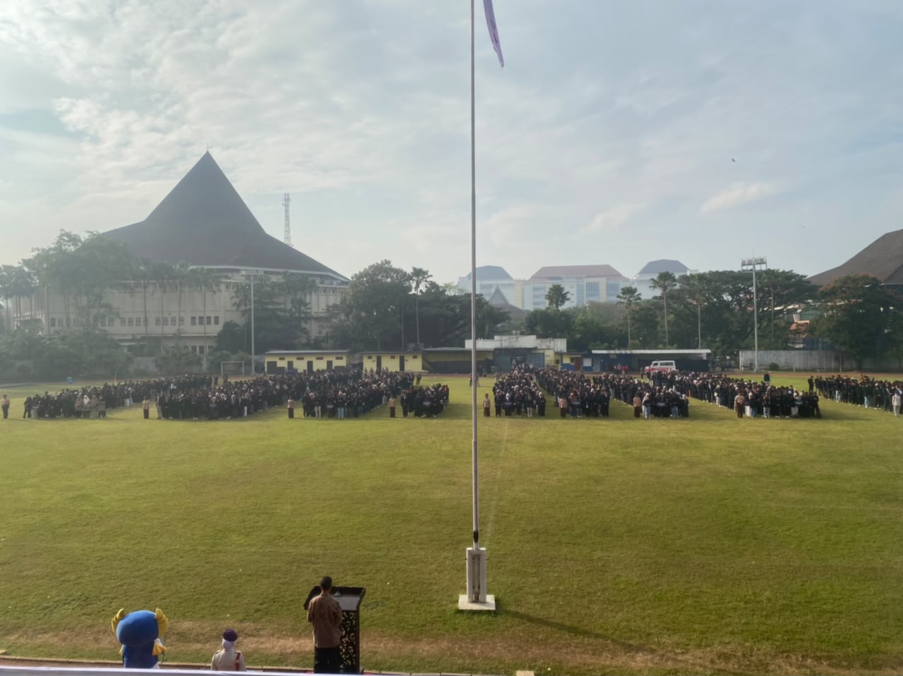 9.218 Mahasiswa UM Siap Mengabdi Lewat Program UM BBM 2026 2 UM