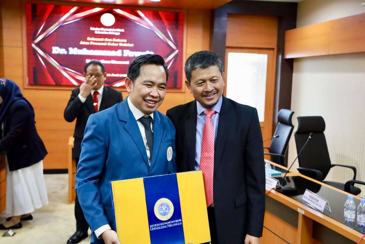 Sandang Gelar Doktor, Disertasi Gus Fawait Soroti Peran Belanja Pemerintah Dorong Pertumbuhan Ekonomi 3 Disertasi Bupati Gus Fawait.