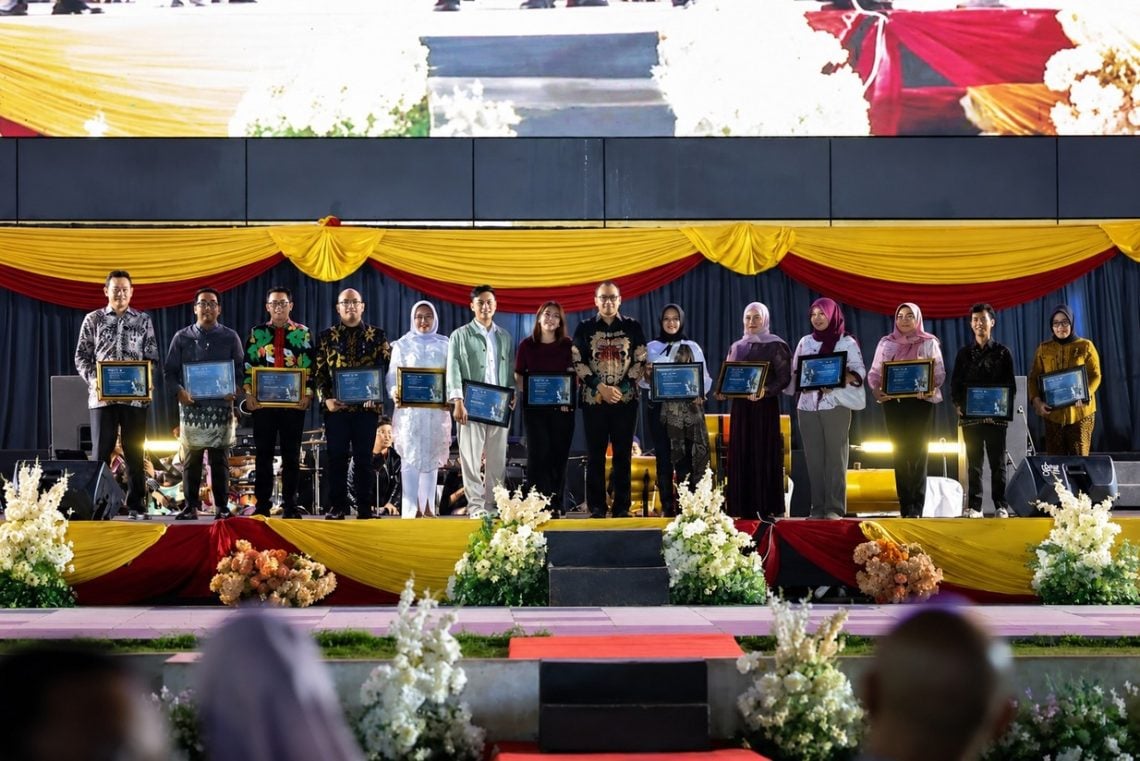 Grand Final Pemilihan Gus Ning Jember 2026, Gus Fawait Sebut Finalis sebagai Generasi Berprestasi 1 Gus Ning Jember 2026