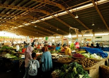 5 Pasar Tradisional Unik Surabaya yang Masih Eksis di Tengah Gempuran Mal Modern 5 Pasar Tradisional Unik Surabaya