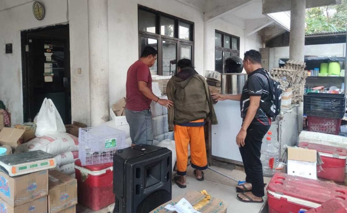 GPS Bongkar Aksi 2 Sopir Ocean Garden Turen Malang Curi Bahan Makanan, Modus Tambah Muatan! 1 Sopir Ocean Garden.