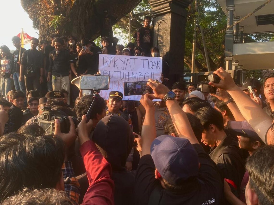 Gerindra Kota Malang Janji Kirim Tuntutan Mahasiswa ke Pusat, Nyatakan Permintaan Maaf! 1 Gerindra.