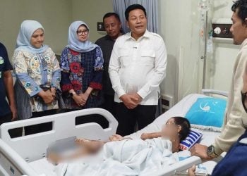 Bupati Sidoarjo.