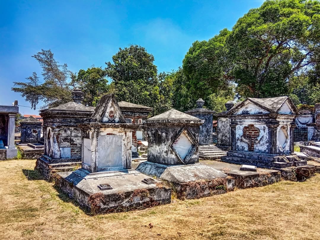 Kuburan Belanda di Surabaya