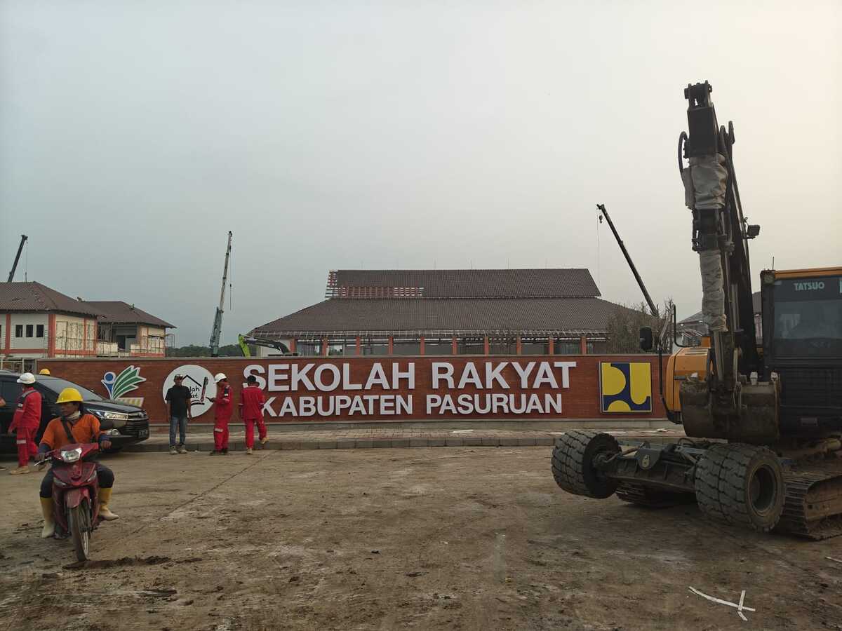 Open house Sekolah Rakyat di Pasuruan.