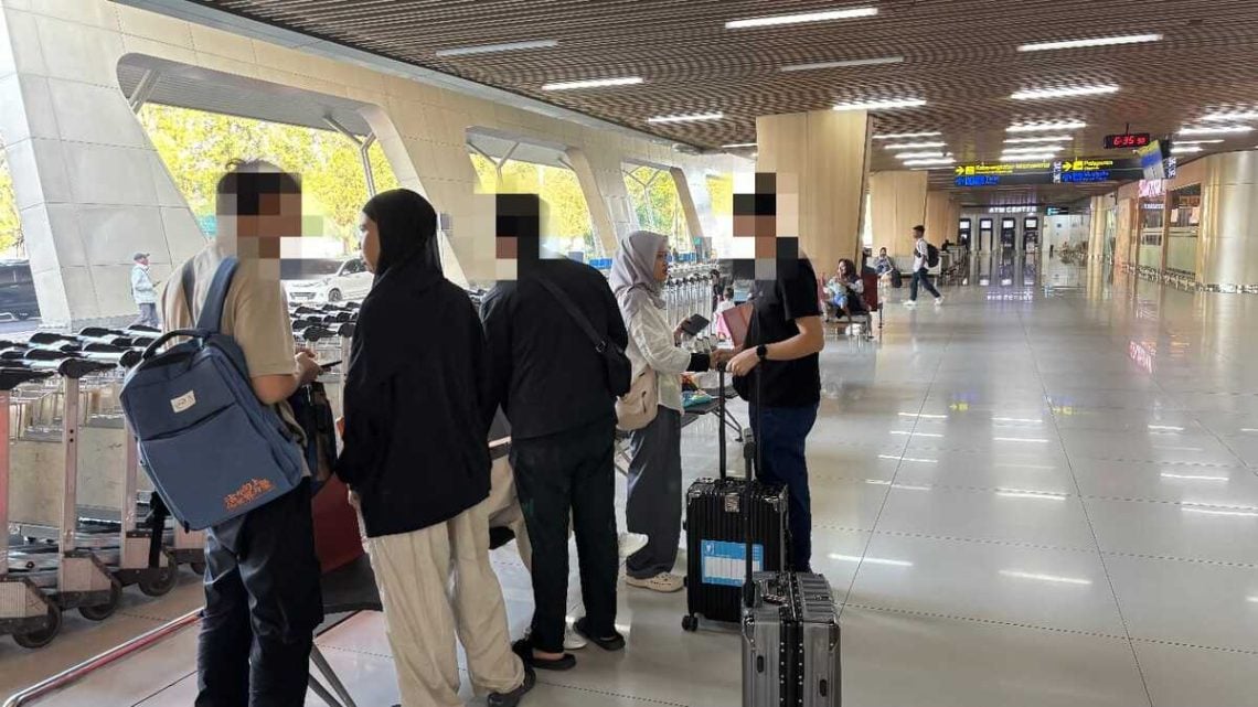 3 WNA Tiongkok Dideportasi Ketahuan Manipulasi Dokumen Visa, Diblacklist 5 Tahun! 1 WNA Tiongkok.