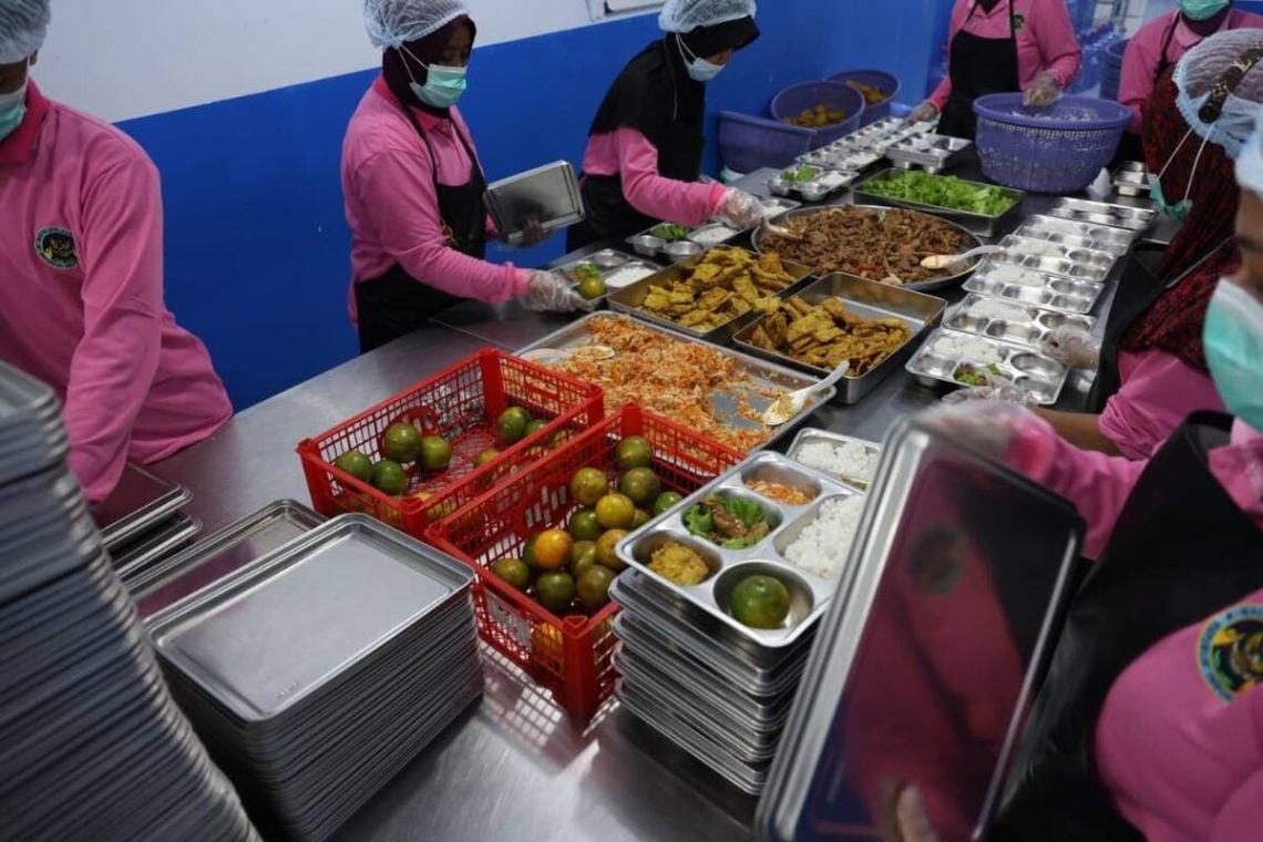 SPPG Jombang Jember Berdayakan Warga Lokal, 49 Orang Kini Punya Penghasilan 1 SPPG Jombang.