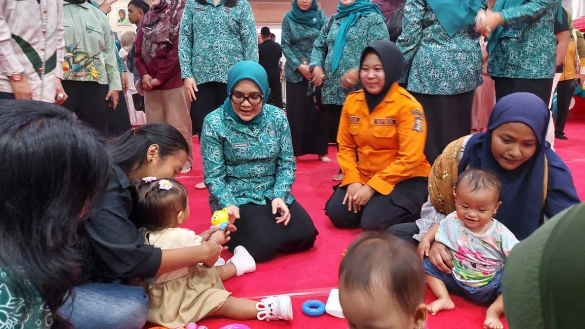 Cegah Gizi Buruk Sejak Dini, Pemkot Surabaya Beri Pendampingan Anak Pra Stunting 1 Surabaya