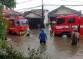Banjir di Surabaya Mengepung, DSDABM Ungkap Penyebab Rumah Pompa Tak Bekerja Maksimal 5 Banjir di Surabaya.