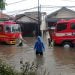 Banjir di Surabaya.