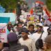 Ricuh! 1.000 Relawan MBG Bojonegoro Kepung DPRD Minta Program MBG Tetap Lanjut 10 Relawan MBG Bojonegoro.