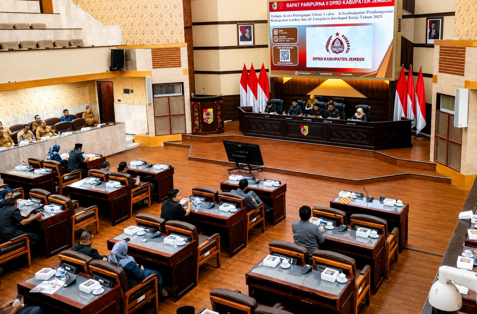 Fraksi DPRD Jember Apresiasi Enam Raperda Strategis, Bupati Tegaskan Evaluasi APBD hingga Penguatan BUMD 2 Jember