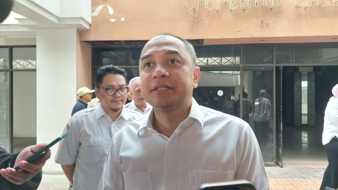 Lapor Cak Eri Dibanjiri 500 Aduan per Hari, Warga Surabaya Curhat Soal Jalan Rusak hingga Rumah Tangga 1 Lapor Cak Eri