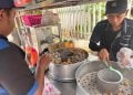 Kuliner kaki lima Surabaya.
