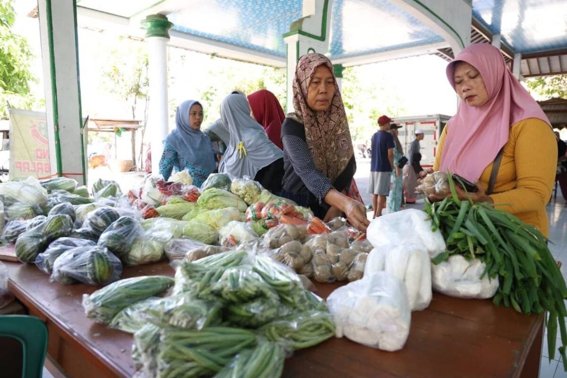 Pasar murah.