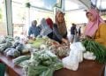 Pasar murah.