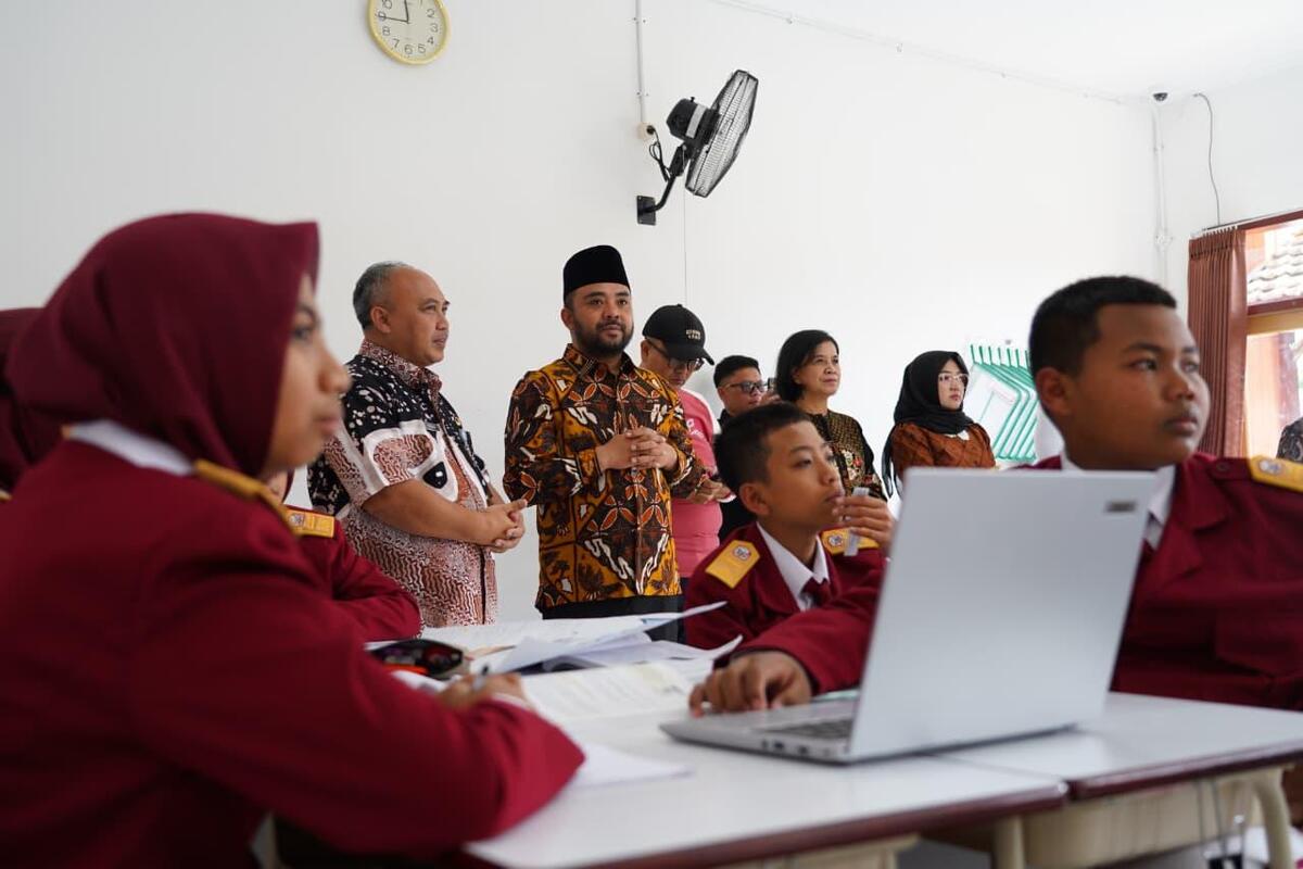 Sekolah Rakyat Kota Batu.
