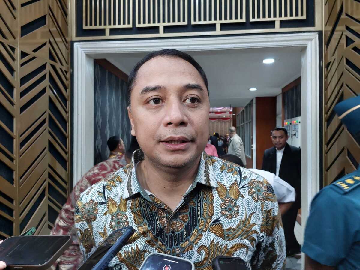 ASN perempuan Surabaya.