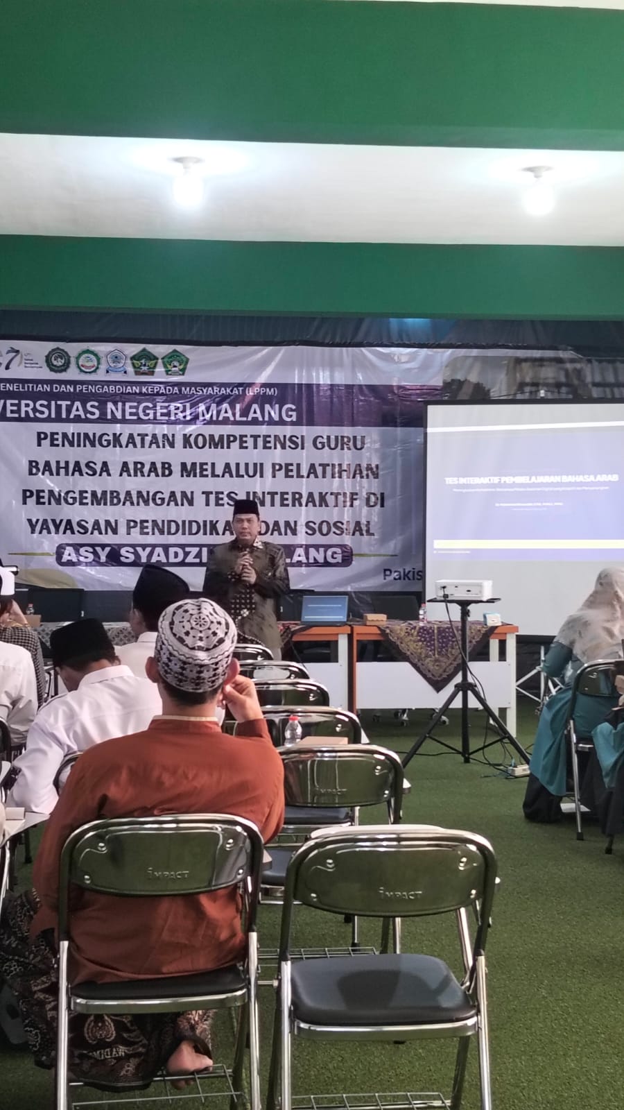 Dosen Arab UM.