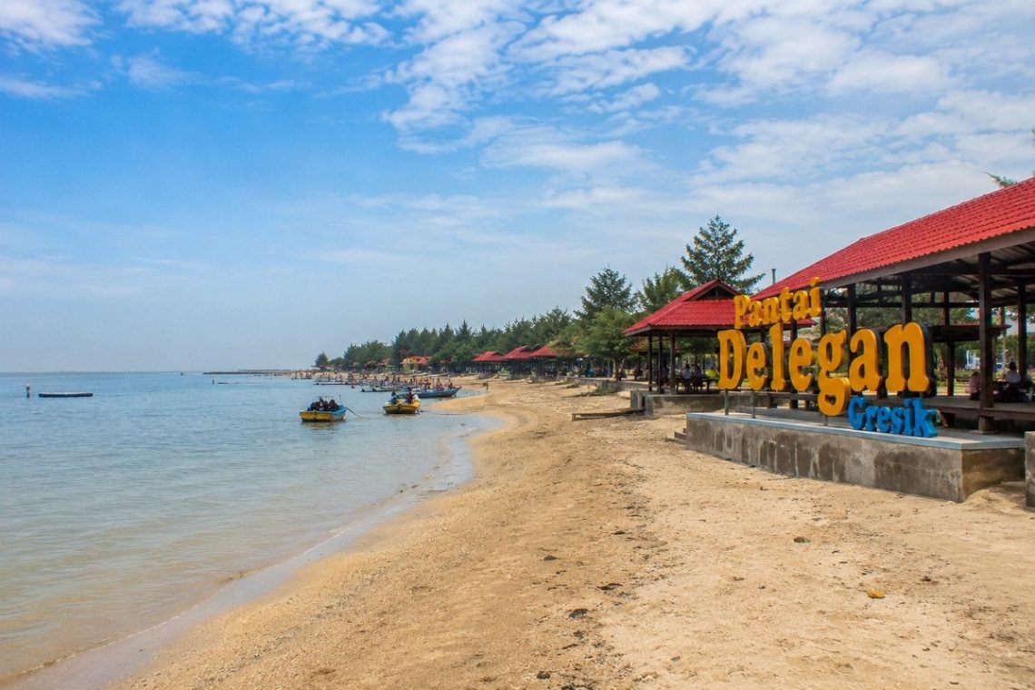 Pantai Delegan.