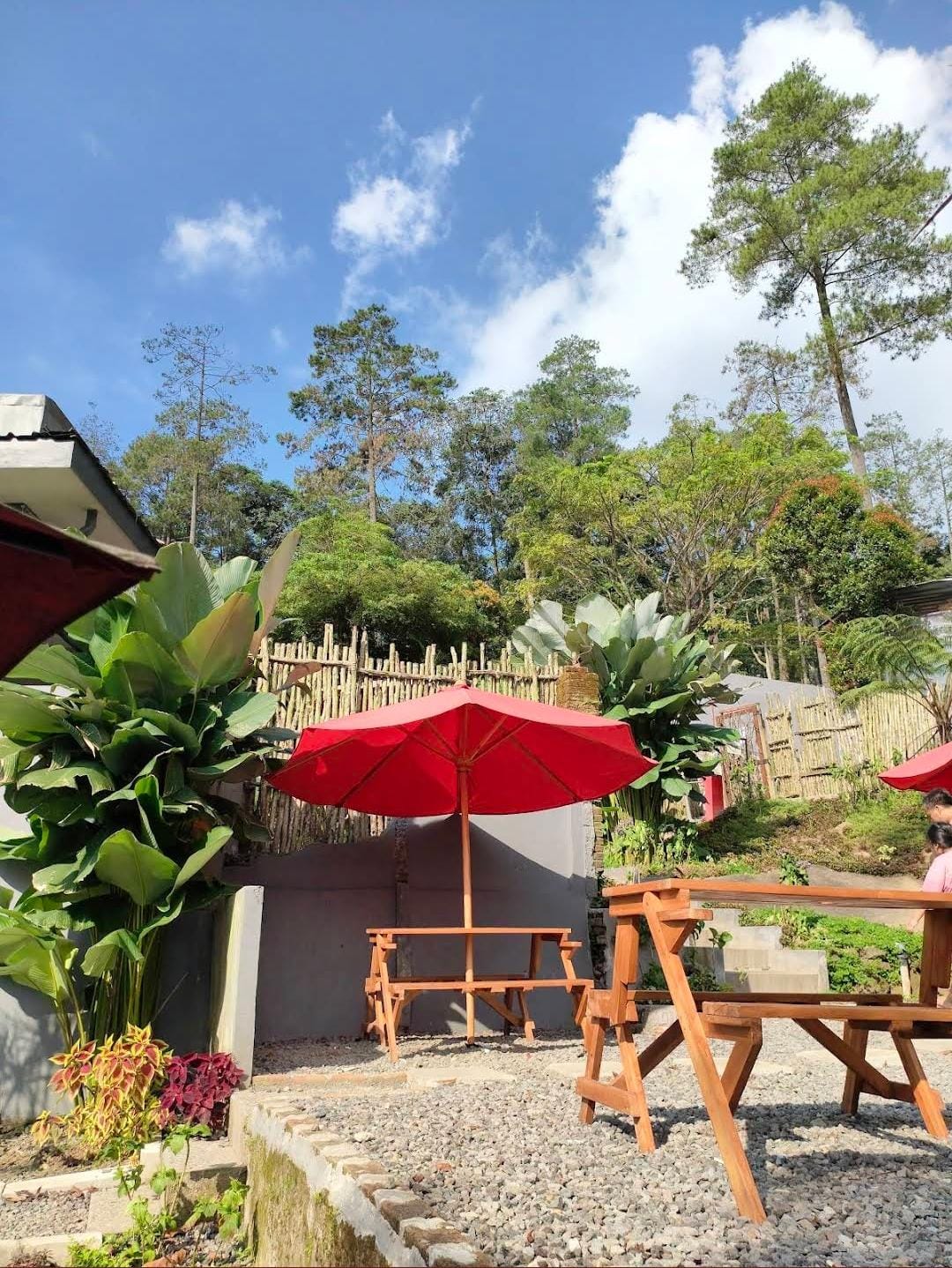 Pemandian Air Panas Pacet Mojokerto: Harga Tiket, Fasilitas, dan Tips Berkunjung 4 Wisata Air panas Pacet.