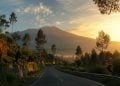 Menjelajahi Jalur Trawas-Pacet, Rute Favorit dengan Panorama Pegunungan 13 Jalur Trawas–Pacet.