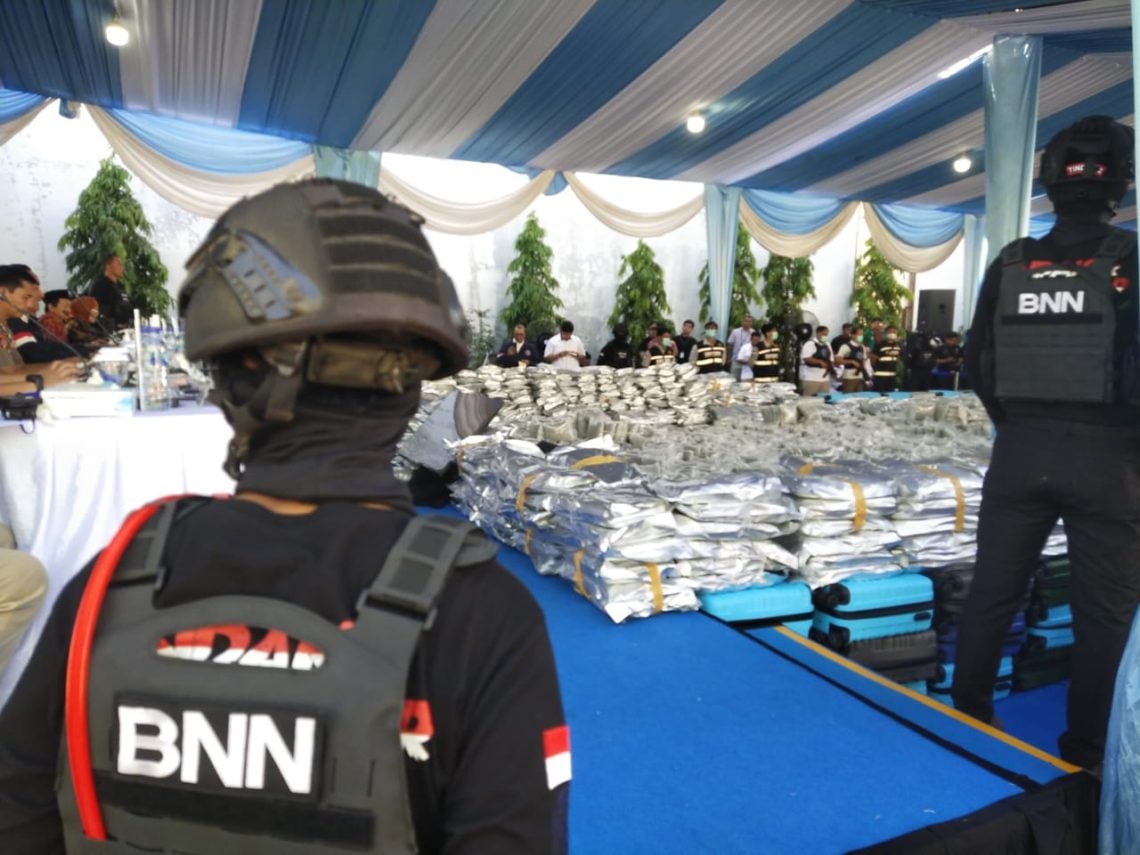 BNN Sita 3,37 Ton Cannabis Buds di Gresik, Sindikat Internasional Thailand Bidik Pasar Vape Indonesia 1 BNN