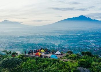 7 Tempat Camping Probolinggo dengan Pemandangan Pegunungan dan Pantai yang Memukau 6 Tempat Camping Probolinggo
