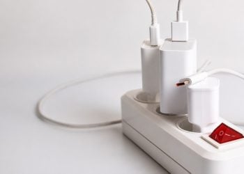 Charger HP Cepat Rusak