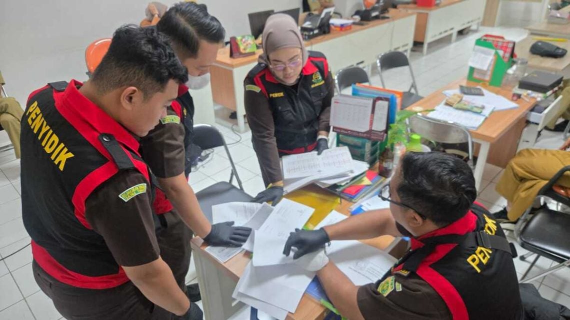 Kejari Batu Naikkan Kasus Dugaan Korupsi Pasar Among Tani ke Penyidikan, 2 Kantor Dinas Digeledah 1 Pasar Among Tani.