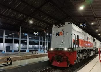 Kereta Favorit yang Berhenti di Stasiun Jombang 10 Kereta favorit.