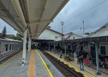 Mengapa Banyak Pendaki Memilih Turun di Stasiun Lawang? 4 Stasiun Lawang.