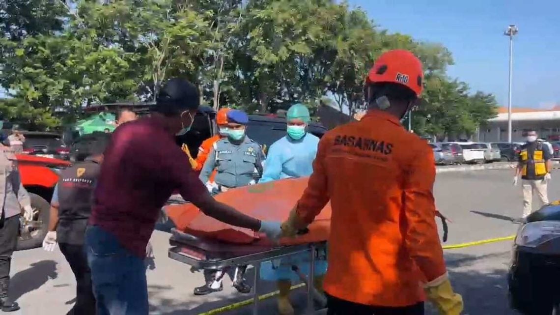 Polda Jatim Buka Sayembara Rp20 Juta untuk Tangkap Buronan Pembunuhan ASN Bangkalan 1 Pembunuhan ASN Bangkalan.