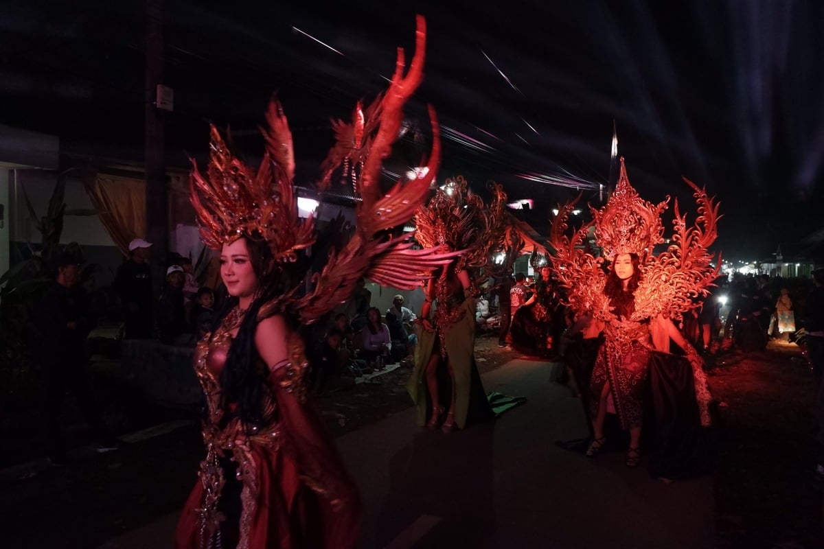 Karnaval Desa Urek-Urek Malang.