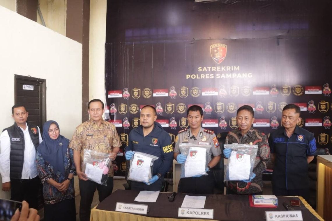 Gadis di Sampang.