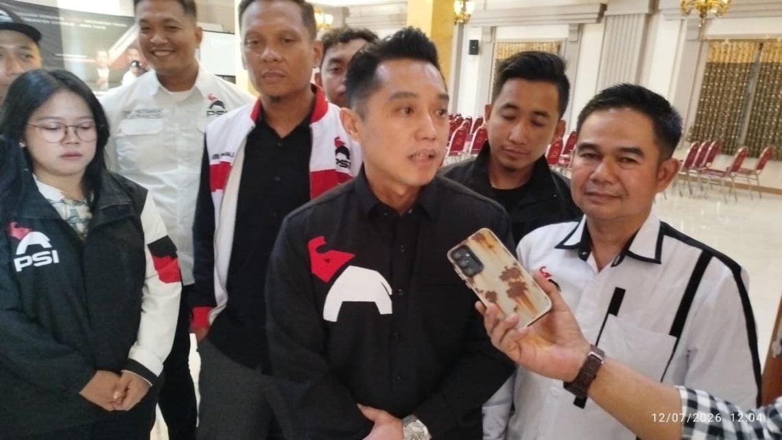 Anggota DPRD Jatim Fraksi PSI Erick Komala Bidik Jatim dan Sidoarjo Jadi "Kandang Gajah" PSI 1 PSI