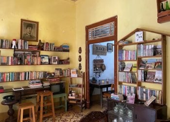 Rumah Tua Surabaya