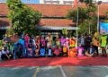 Bukan Pakai Seragam, Cara Unik Guru SDN Kaliasin 1 Surabaya Berkostum Hewan Laut Sambut Siswa Baru 3 SDN Kaliasin 1 Surabaya.